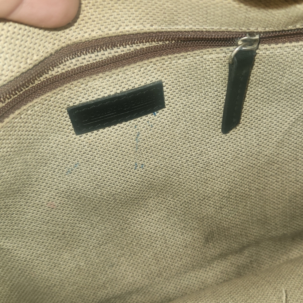 Dooney & Bourke Purse - Picture 3 of 6